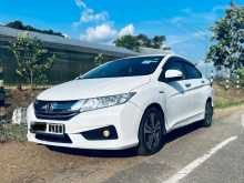 Honda Grace 2024 Car