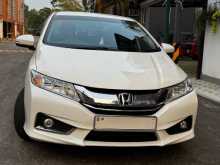 Honda Grace 2015 Car