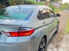 Honda Grace 2016 Car
