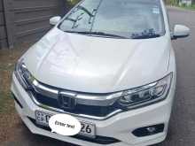 Honda Grace 2017 Car