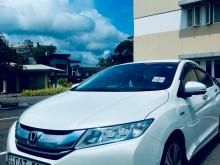 Honda Grace 2015 Car