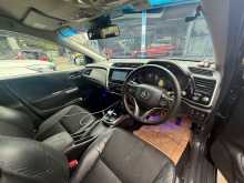 https://riyasewana.com/uploads/honda-grace-25122743575.jpg