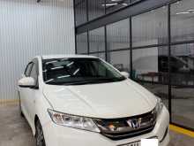 Honda Grace 2017 Car