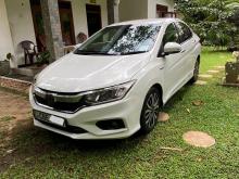 Honda GRACE 2018 Car