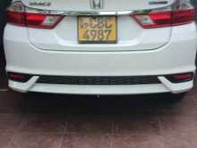Honda Grace 2017 Car