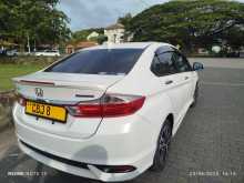 https://riyasewana.com/uploads/honda-grace-27204339216.jpg