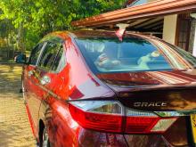 Honda Grace 2015 Car