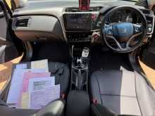 https://riyasewana.com/uploads/honda-grace-29223646714.jpg