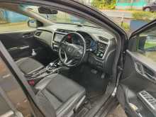 https://riyasewana.com/uploads/honda-grace-2931384843.jpg