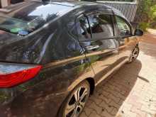 Honda Grace 2015 Car
