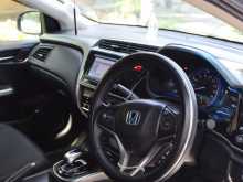 https://riyasewana.com/uploads/honda-grace-3081845704.jpg