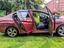 Honda Grace 2015 Car