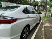 https://riyasewana.com/uploads/honda-grace-311224476584.jpg