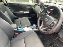 https://riyasewana.com/uploads/honda-grace-36393917036.jpg