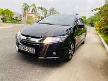 Honda Grace 2016 Car