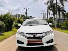 Honda Grace 2015 Car