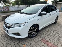 Honda Grace 2016 Car