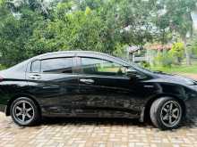 Honda Grace 2017 Car