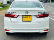 Honda Grace 2015 Car