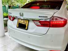 https://riyasewana.com/uploads/honda-grace-daa-gm4-2016-115095712214.jpg