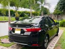 https://riyasewana.com/uploads/honda-grace-ex-111254522413.jpg