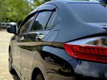 https://riyasewana.com/uploads/honda-grace-ex-11247534843.jpg