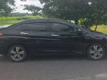 https://riyasewana.com/uploads/honda-grace-ex-12631264213.jpg
