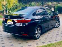 https://riyasewana.com/uploads/honda-grace-ex-13658164753.jpg