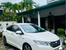 https://riyasewana.com/uploads/honda-grace-ex-2014-2521594312872.jpg