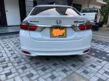 https://riyasewana.com/uploads/honda-grace-ex-2015-128290112852.jpg