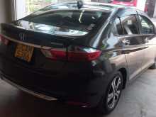https://riyasewana.com/uploads/honda-grace-ex-2015-1314270412972.jpg