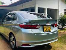 https://riyasewana.com/uploads/honda-grace-ex-2015-2710404412572.jpg