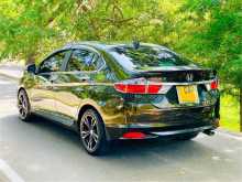 Honda Grace Ex 2016 Car