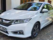 Honda Grace Ex 2016 Car