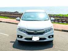 Honda Grace Ex Sensing 2017 Car