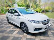 Honda Grace EX 2017 Car