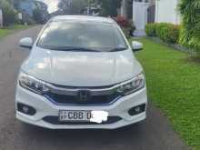 Honda Grace EX Sensin Face-lift 2018 Car