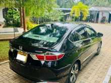https://riyasewana.com/uploads/honda-grace-ex-26939364082.jpg