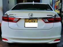 Honda Grace Ex 2016 Car