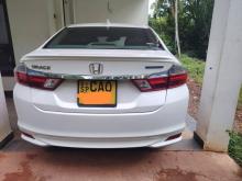 Honda Grace 2015 Car