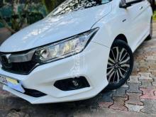 Honda Grace Rs 2018 Car