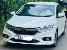 Honda Grace Rs Sensing 2018 Car