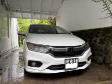 Honda Grace Rs Sensing 2019 Car