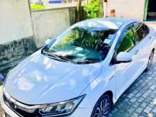 Honda Grace Rs Sensing 2019 Car