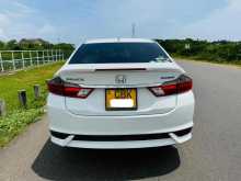 https://riyasewana.com/uploads/honda-grace-rs-2318385522323.jpg