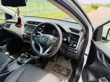 https://riyasewana.com/uploads/honda-grace-rs-58390824121.jpg
