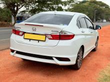 https://riyasewana.com/uploads/honda-grace-sensing-116213117843.jpg
