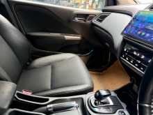 https://riyasewana.com/uploads/honda-grace-sensing-2017-108471312034.jpg
