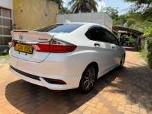 https://riyasewana.com/uploads/honda-grace-sensing-2017-108471312663.jpg