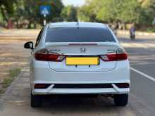 https://riyasewana.com/uploads/honda-grace-sensing-2017-115145312403.jpg